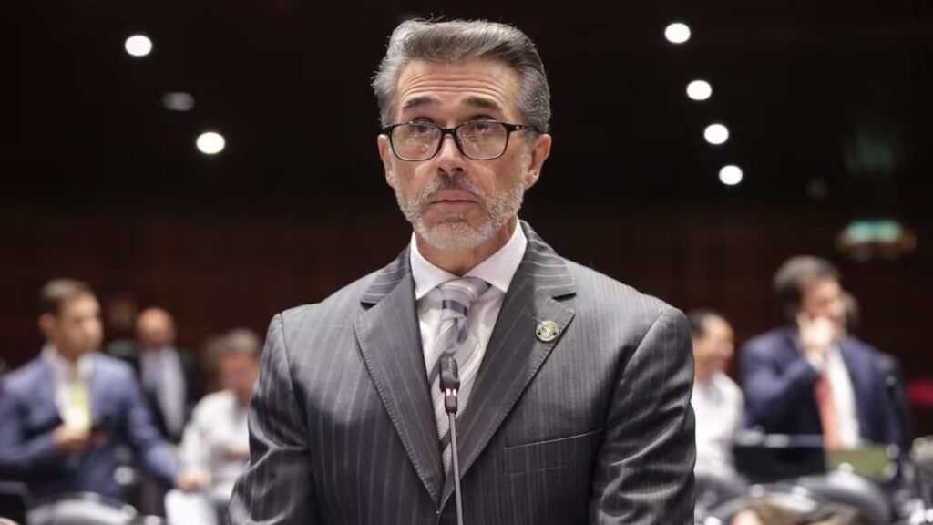 Sergio Mayer Bretón