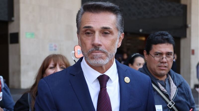 Sergio Mayer insulta a usuario