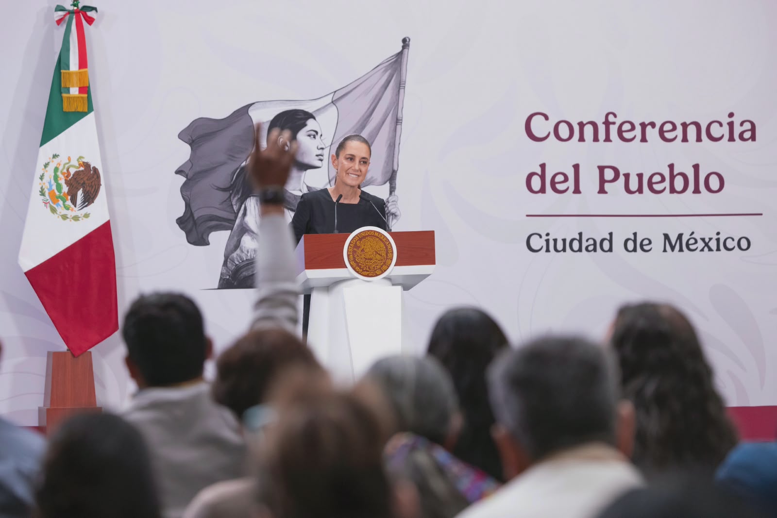 Sheinbaum critica comisión de Maru Campos por caso CIA