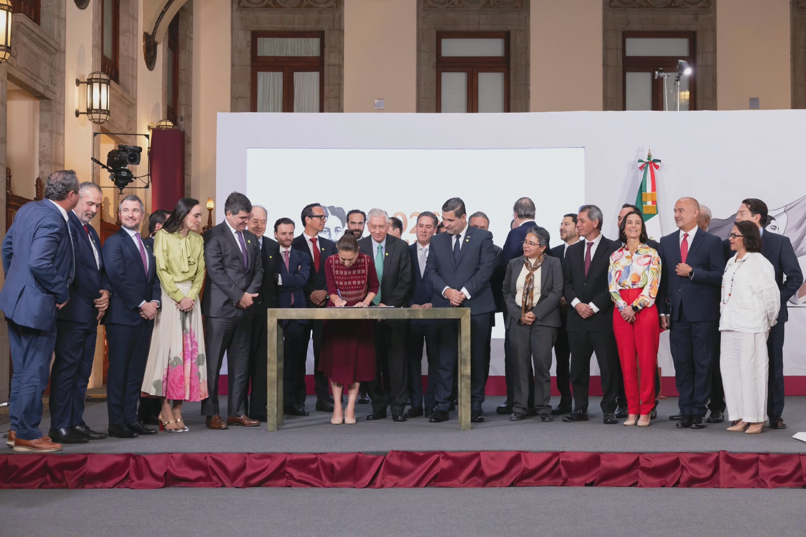 Beneficios del acuerdo del acero firmado por Sheinbaum