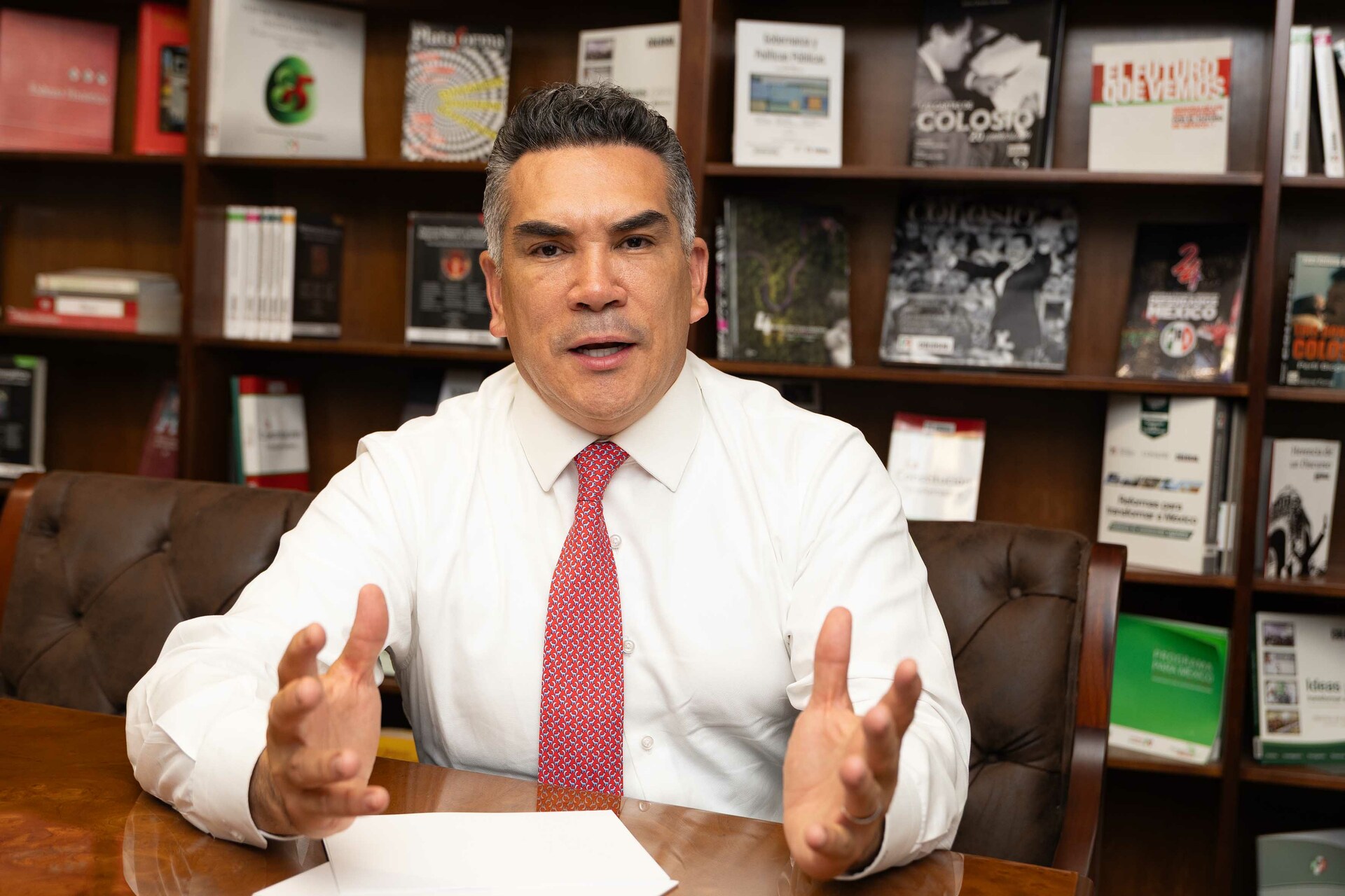 Alito Moreno denuncia "persecución política" de Sheinbaum