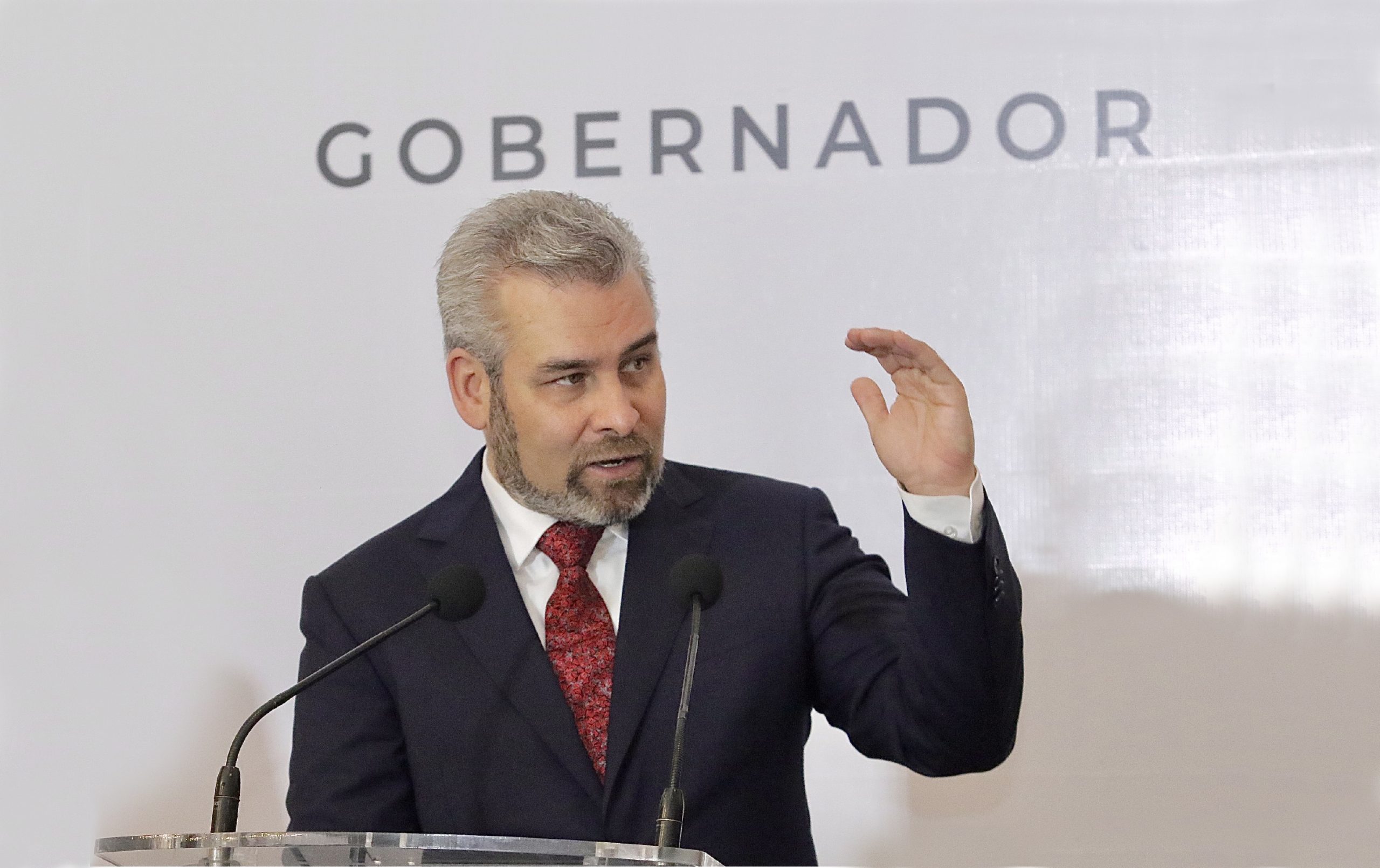 Bedolla responde a Tafolla