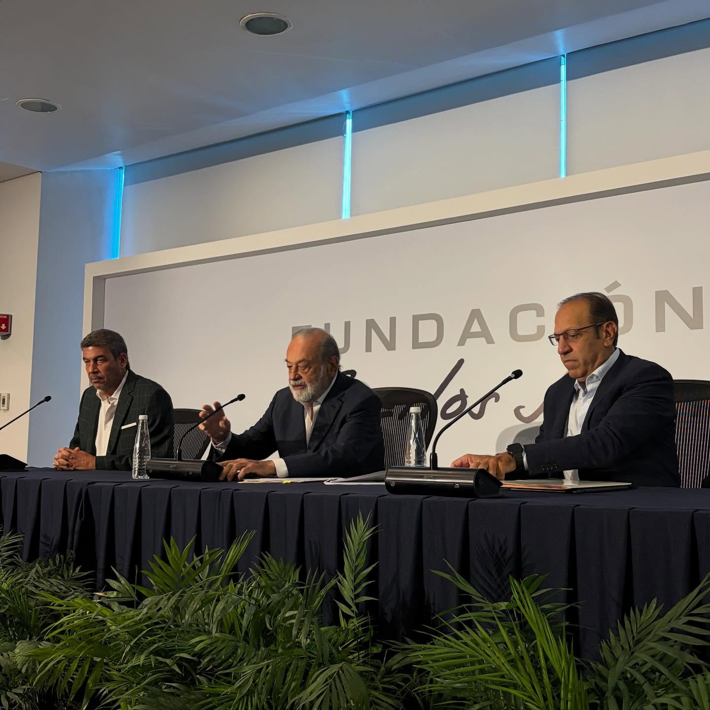Carlos Slim reconoce a Sheinbaum por contener la inflación