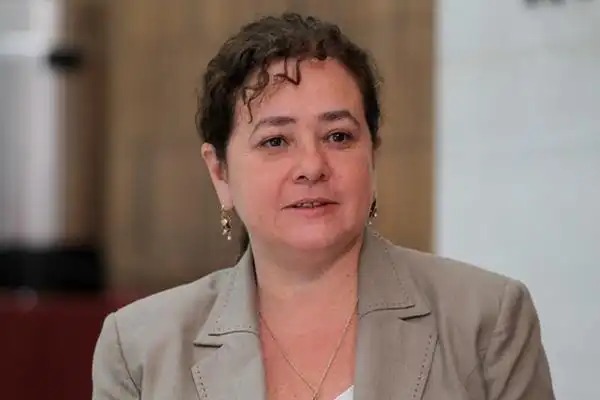 Claudia Paz y Paz vs Bukele