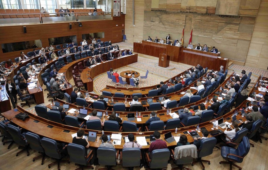 Diputados de izquierda critican viaje de Díaz Ayuso a México