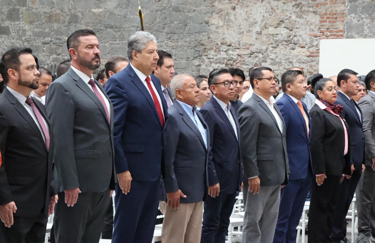 Gobierno federal reconoce impulso científico en Puebla