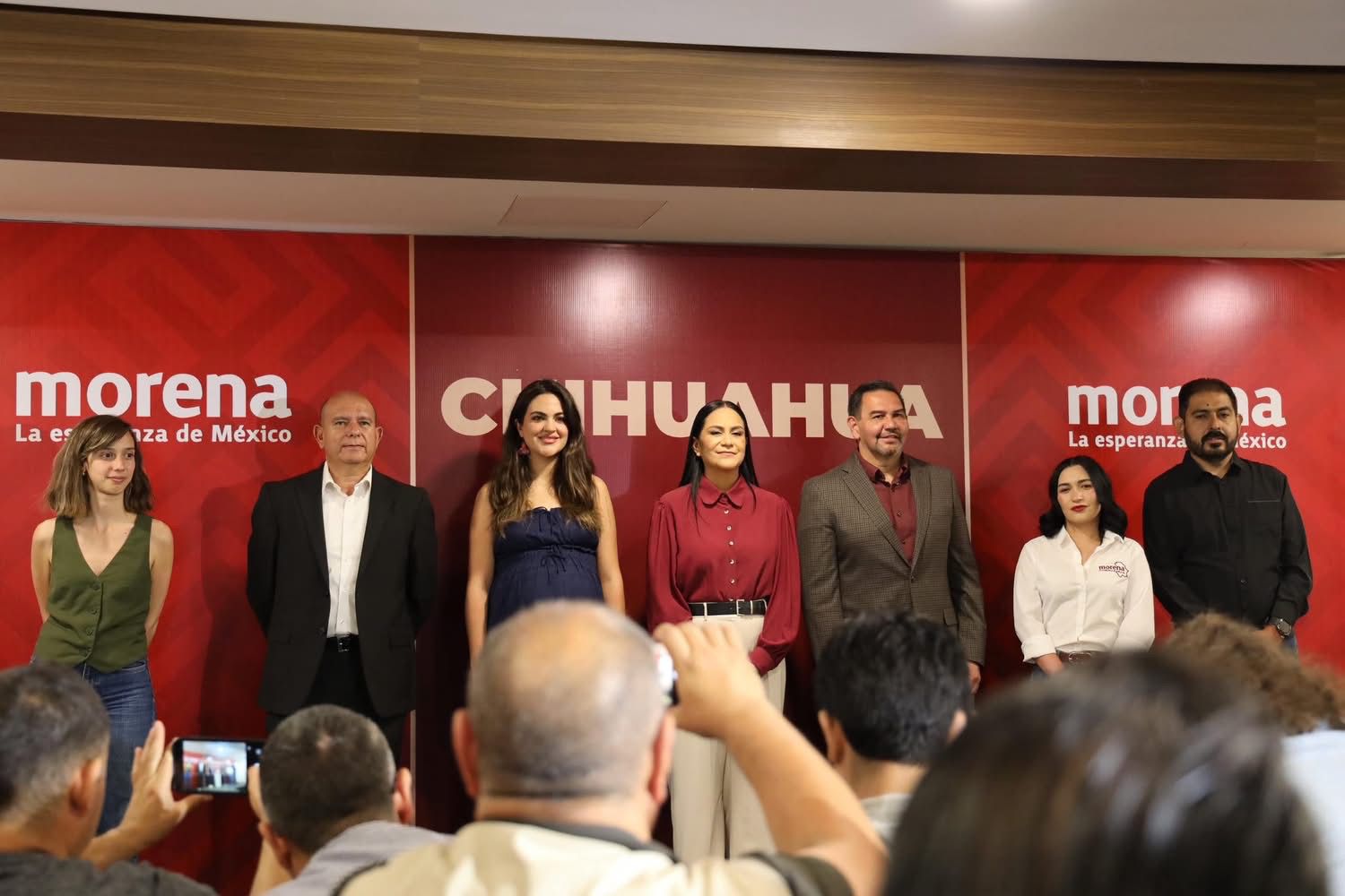 Maru Campos vs Morena