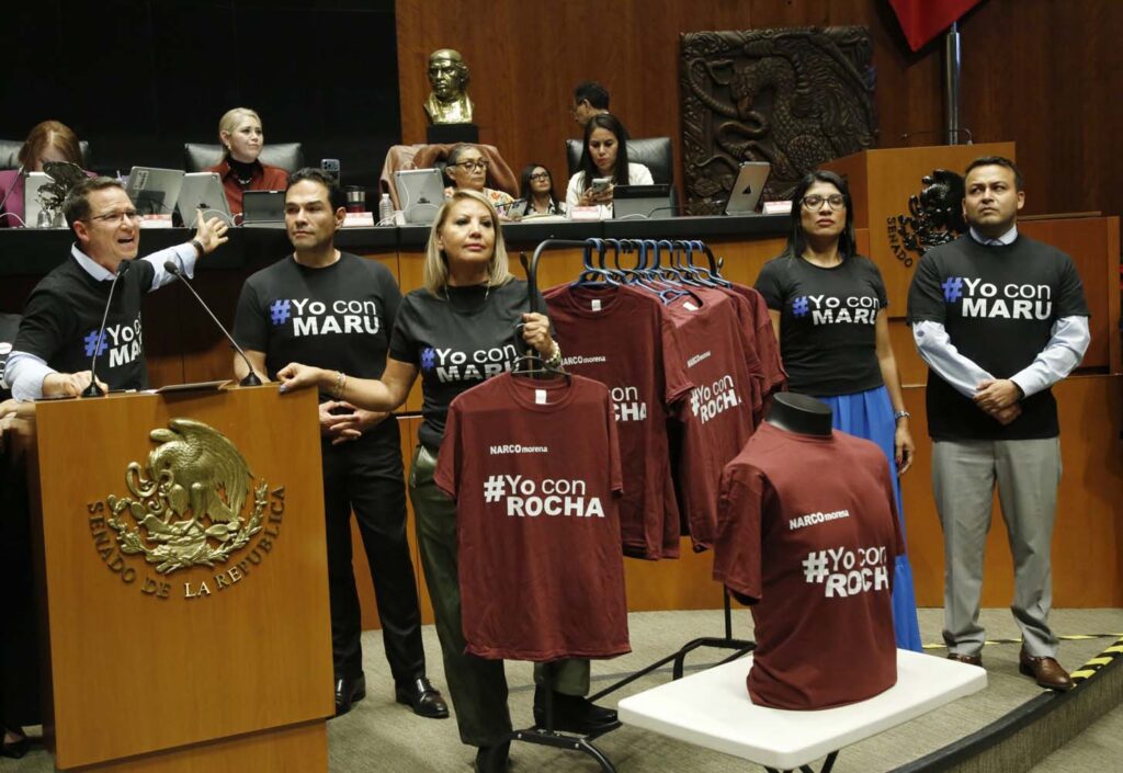PAN playeras narco Morena