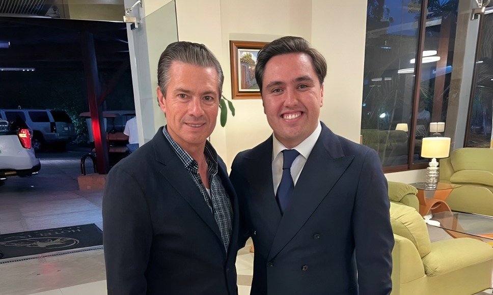 Peña Nieto reaparece en lujoso resort