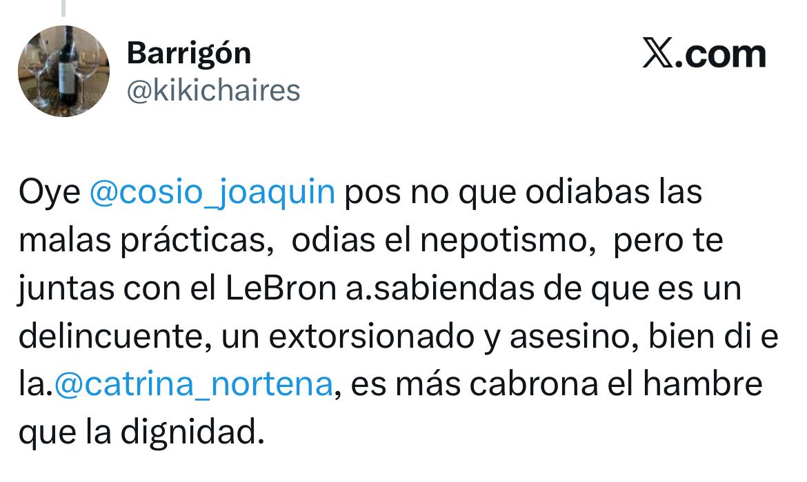 Redes exhiben a Joaquín Cosío