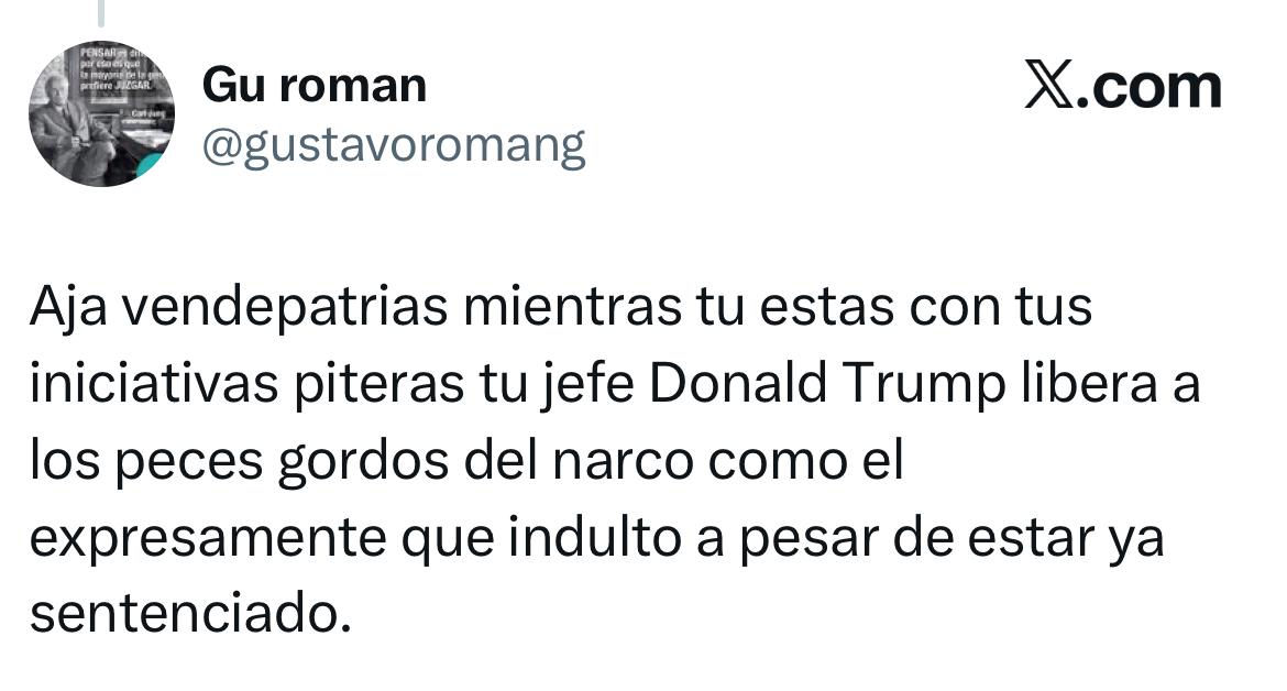 Usuarios critican a Simón Levy