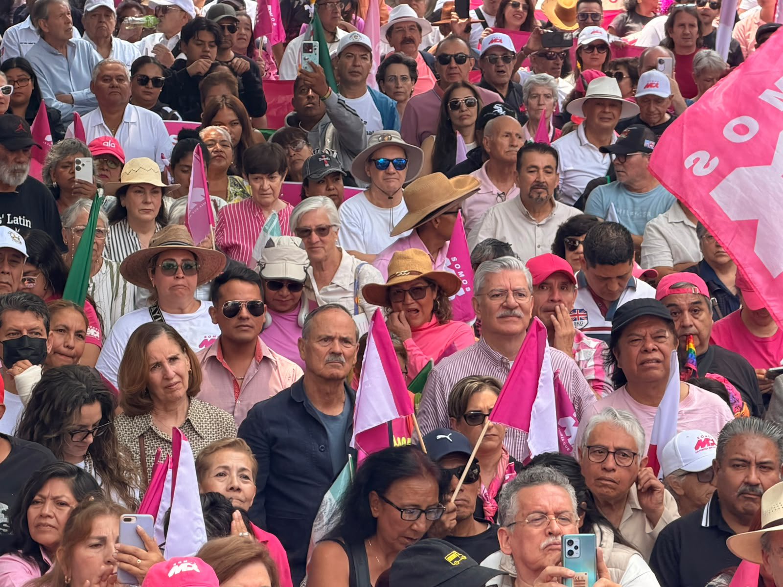 Celebra Somos México