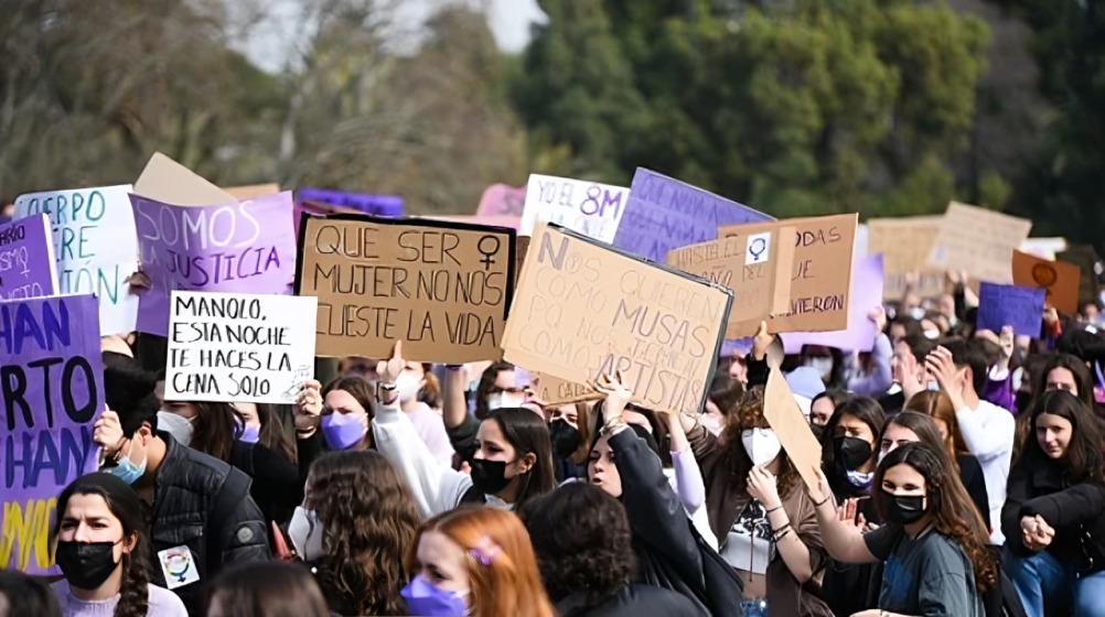 Guadalupe Chavira pide investigar casos de violencia mujeres