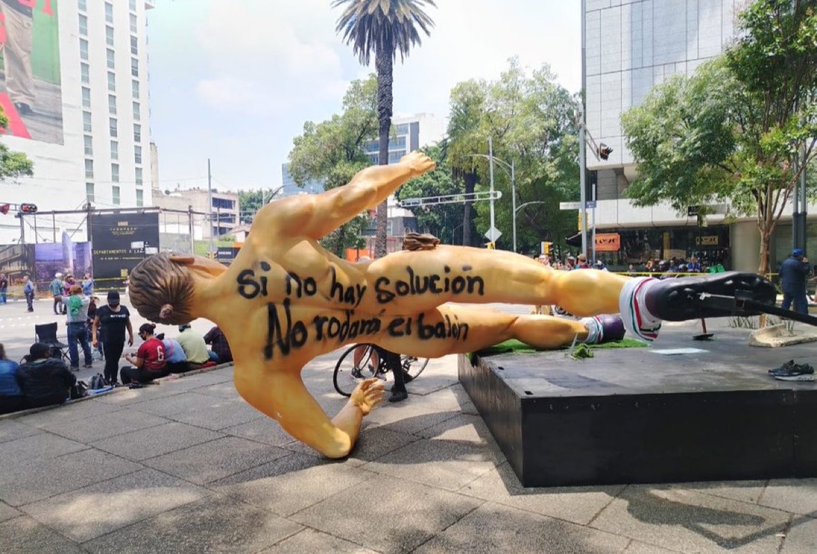 Estatuas CNTE