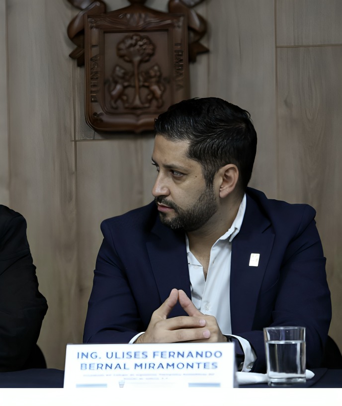 Exhiben gestos racistas del presidente de Colegio de Ingenieros de Jalisco