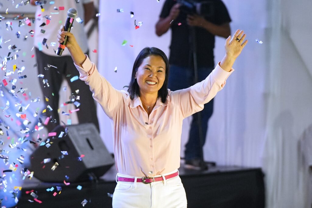 Fox y Calderón apoyo a Keiko