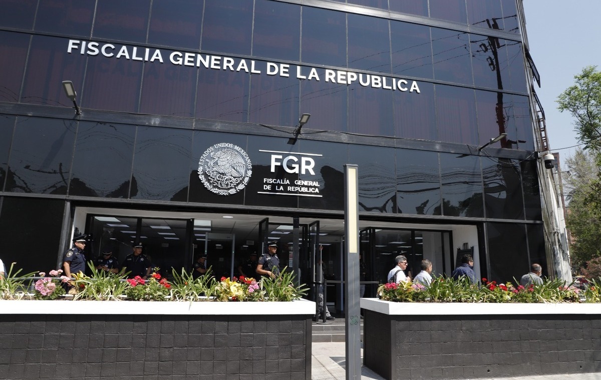 Agentes federales cumplimentaron la orden de aprehensión contra Héctor Landa en Veracruz.