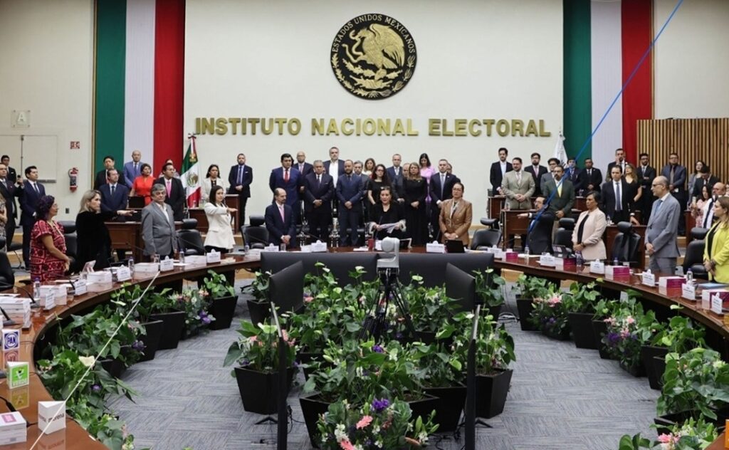 INE sesión partidos nuevos 
