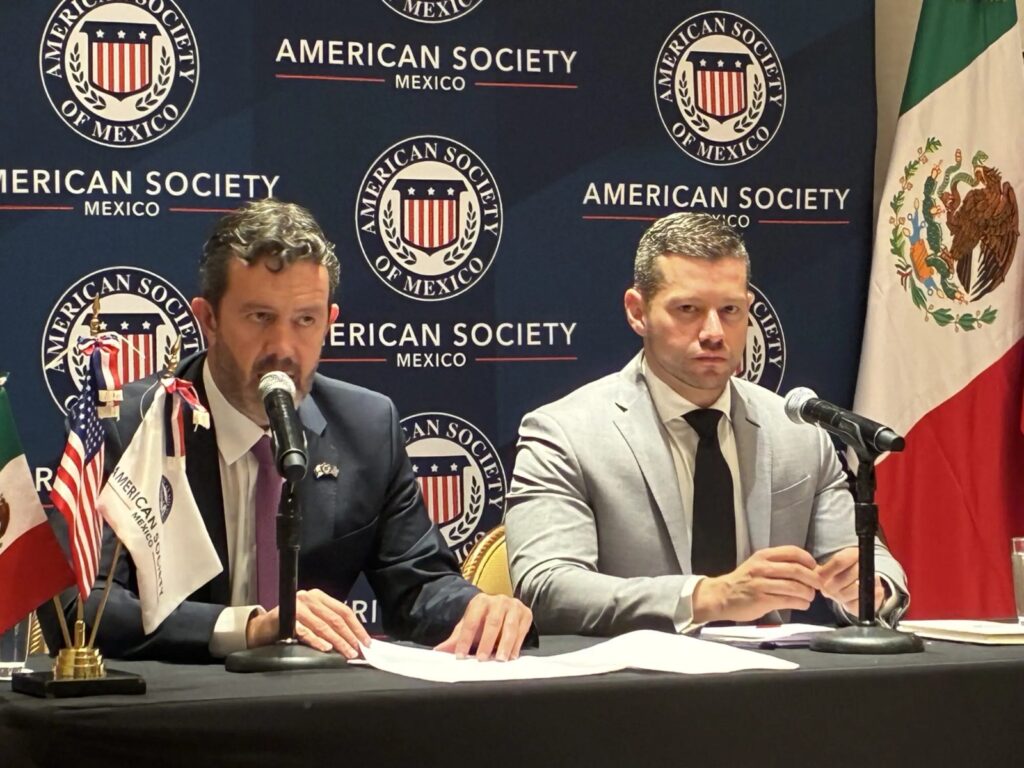 Líder de American Society