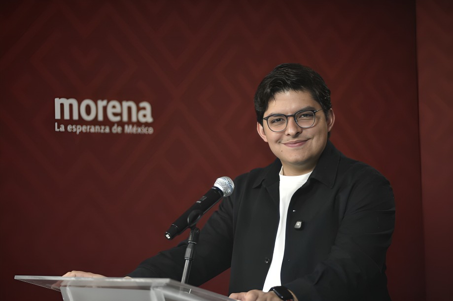 Morena exhibe fraude del PAN