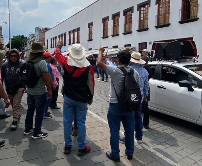CNTE advierte que no se repliega