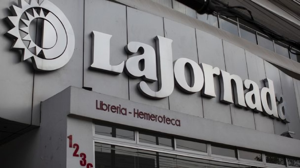 Reforma y La Jornada exhiben demanda vs. TV Azteca