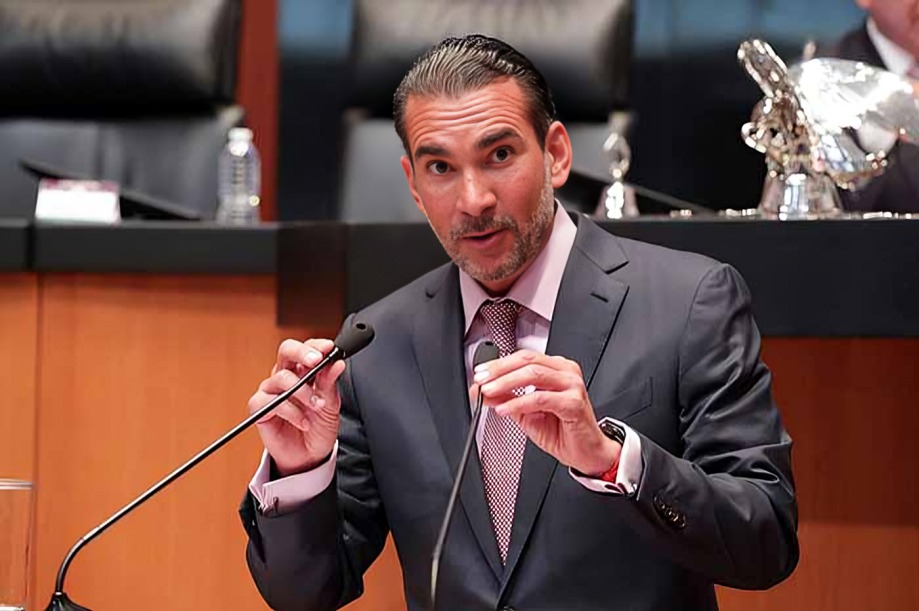 Senador del Verde se lanza contra Morena
