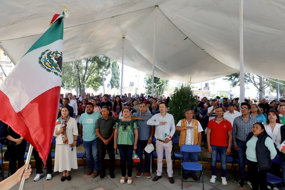Transformación no está ligada a partidos: Ana Lilia Rivera