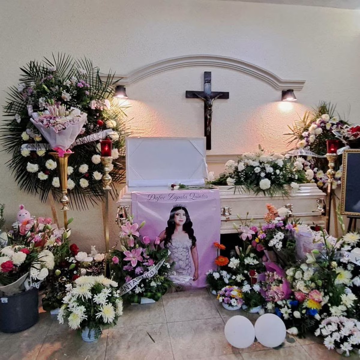 Dafne Quintos funeral