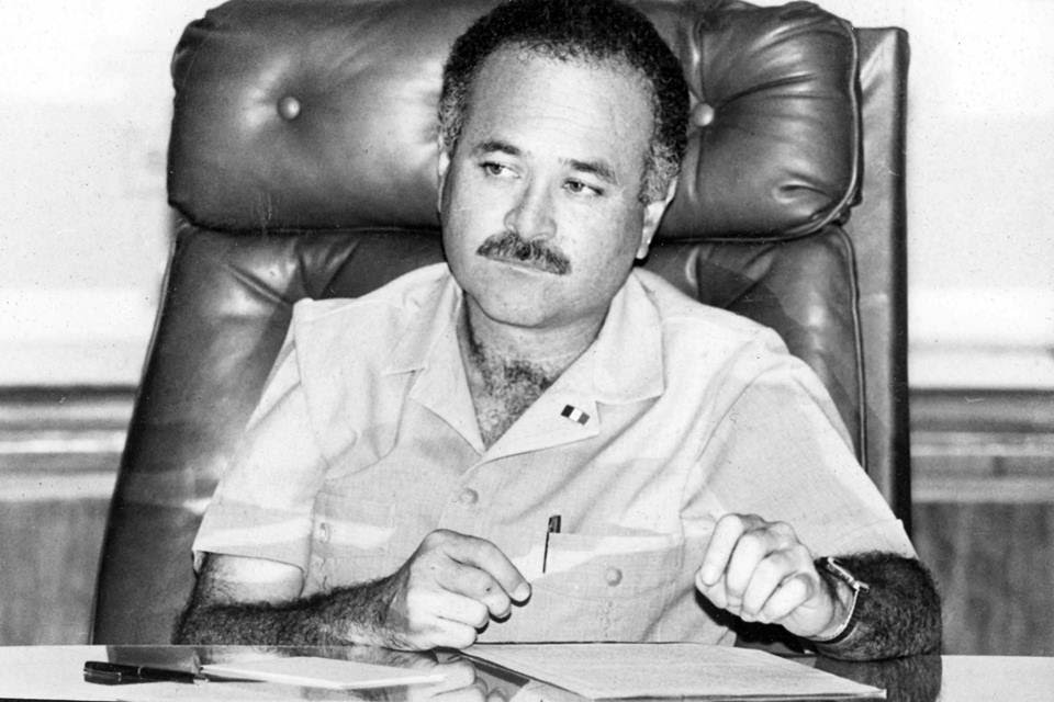 Ernesto Ruffo joven