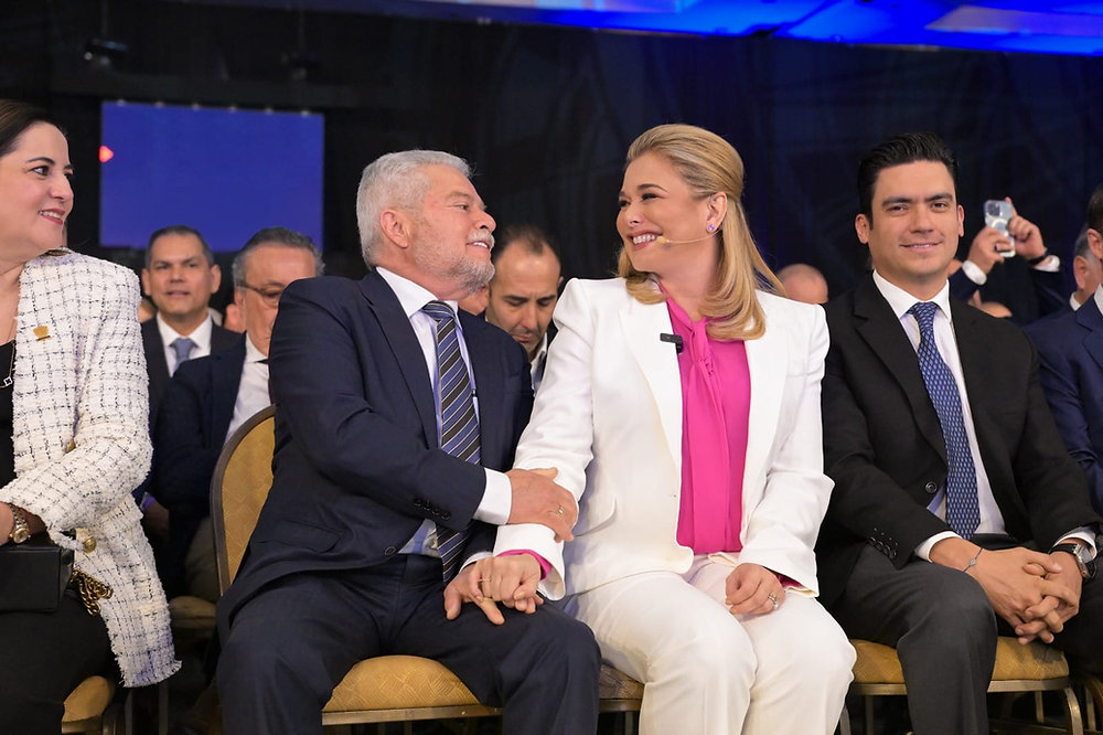 Maru Campos esposo