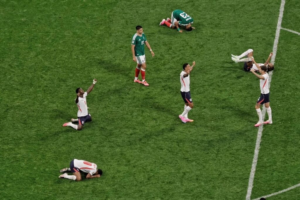 Salinas Pliego acude a ver al partido desde su casa, rechaza ir al estadio