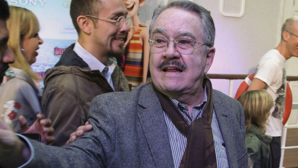 Pedro Sola, polémica perros