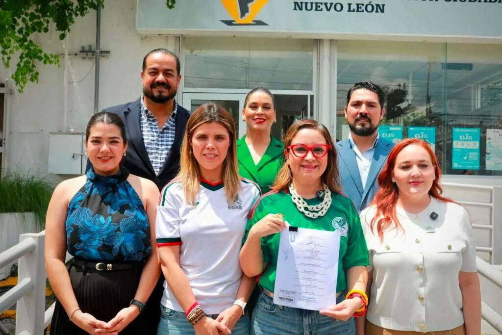 presentan denuncia contra Samuel García 