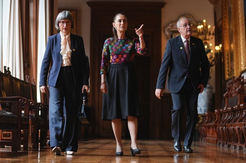 Sheinbaum presume certidumbre a empresarios