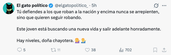 Usuarios de redes tunden a Azucena Uresti